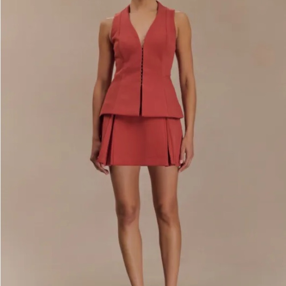 Meshki Rust Red Mini Skirt Melinda Mini Skirt with Pleats in Chilli NWT